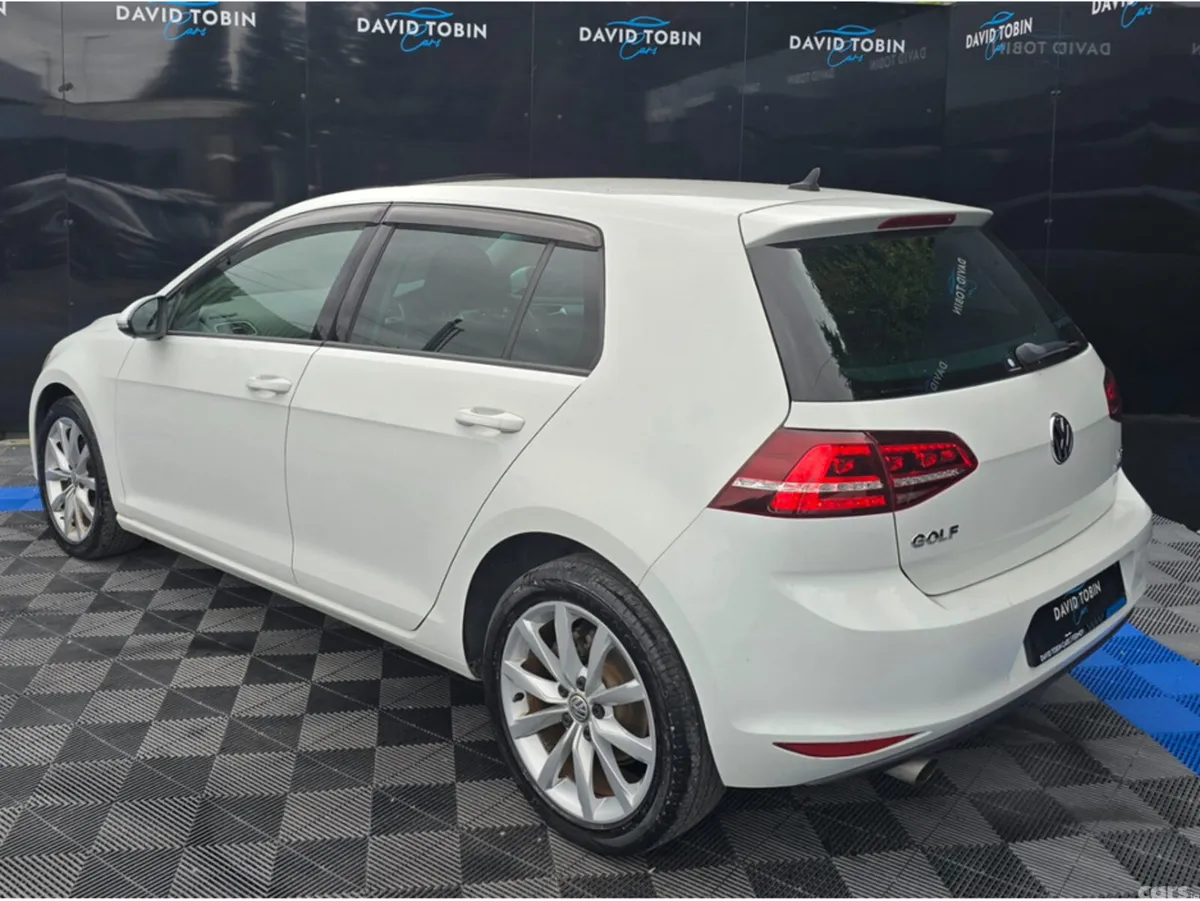 Volkswagen Golf Hatchback, Petrol, 2017, White