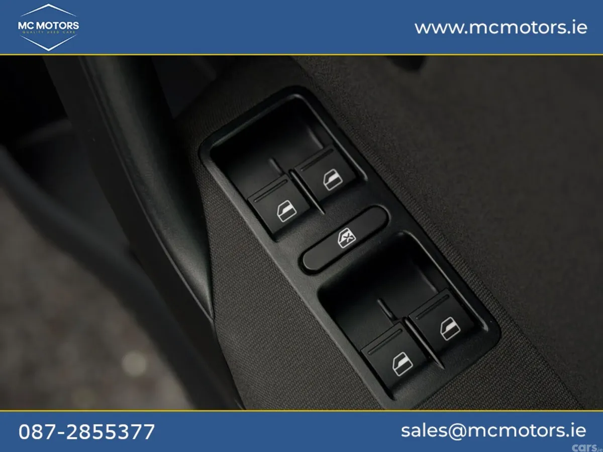 Volkswagen Polo Hatchback, Petrol, 2012, Black