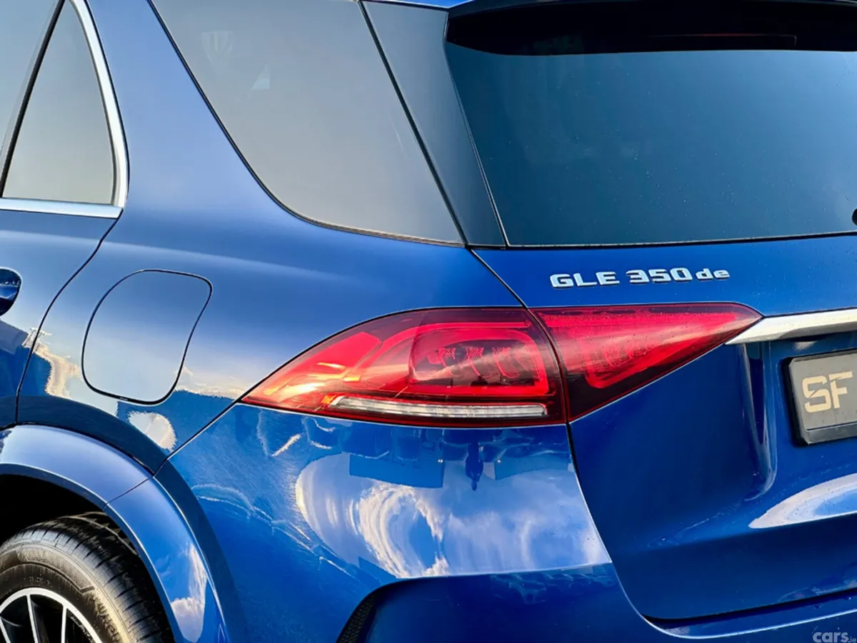 Mercedes-Benz GLE Estate, Diesel Plug-in Hybrid, 2022, Blue