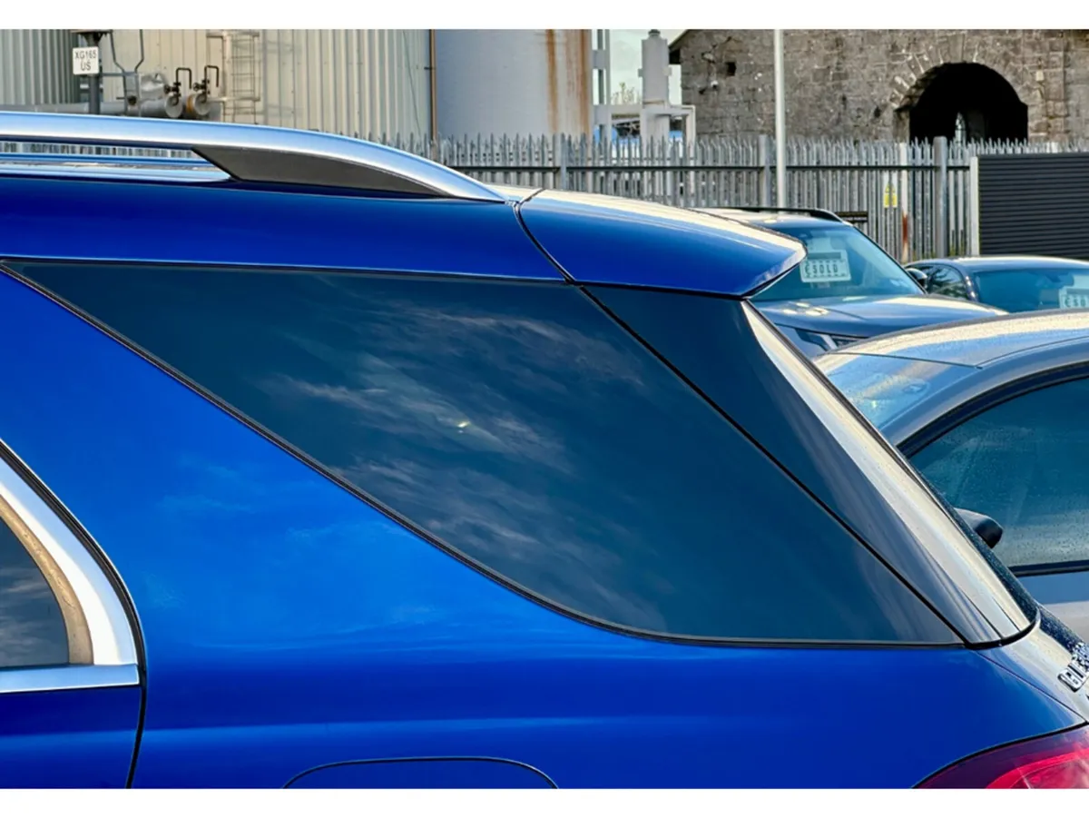 Mercedes-Benz GLE Estate, Diesel Plug-in Hybrid, 2022, Blue