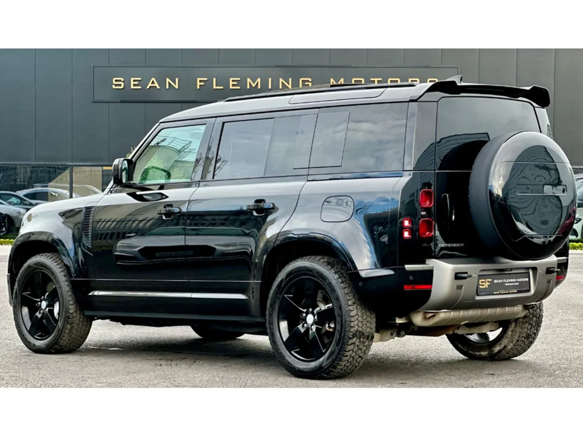Land Rover Defender SUV, Petrol Plug-in Hybrid, 2025, Black