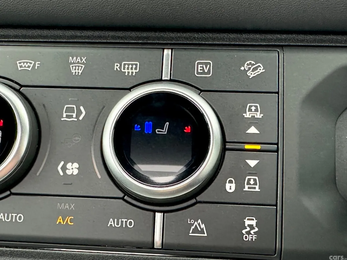 Land Rover Defender SUV, Petrol Plug-in Hybrid, 2025, Black