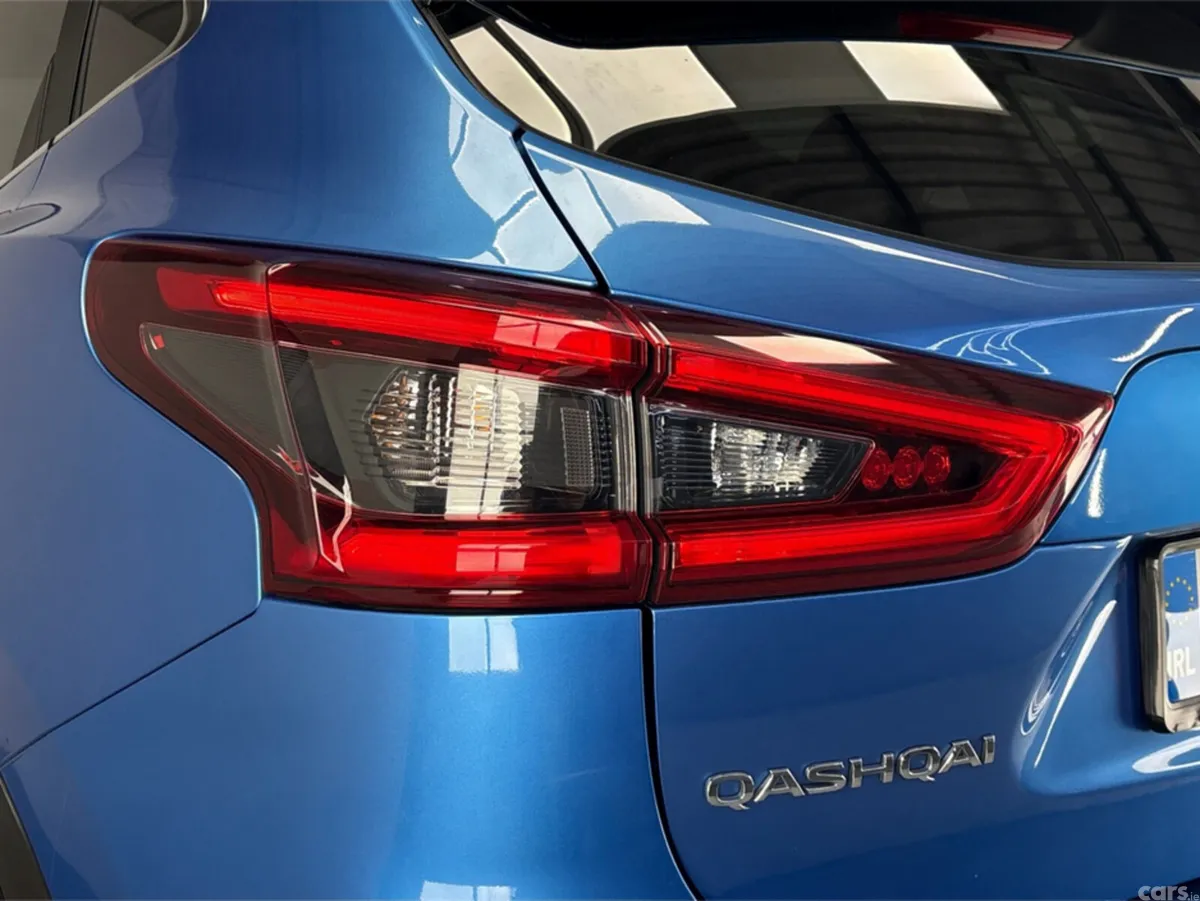 Nissan Qashqai MPV, Petrol, 2019, Blue