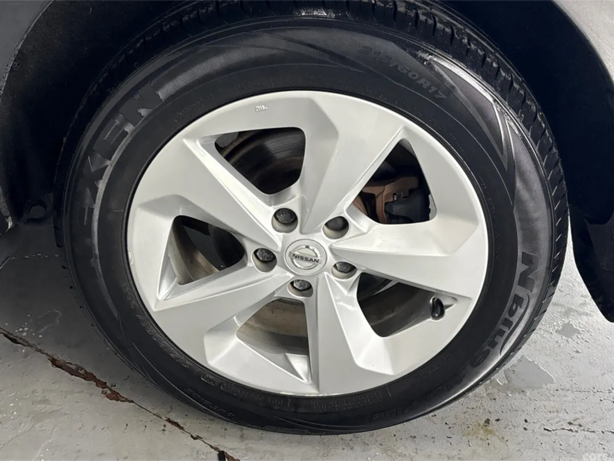 Nissan Qashqai MPV, Petrol, 2019, Blue