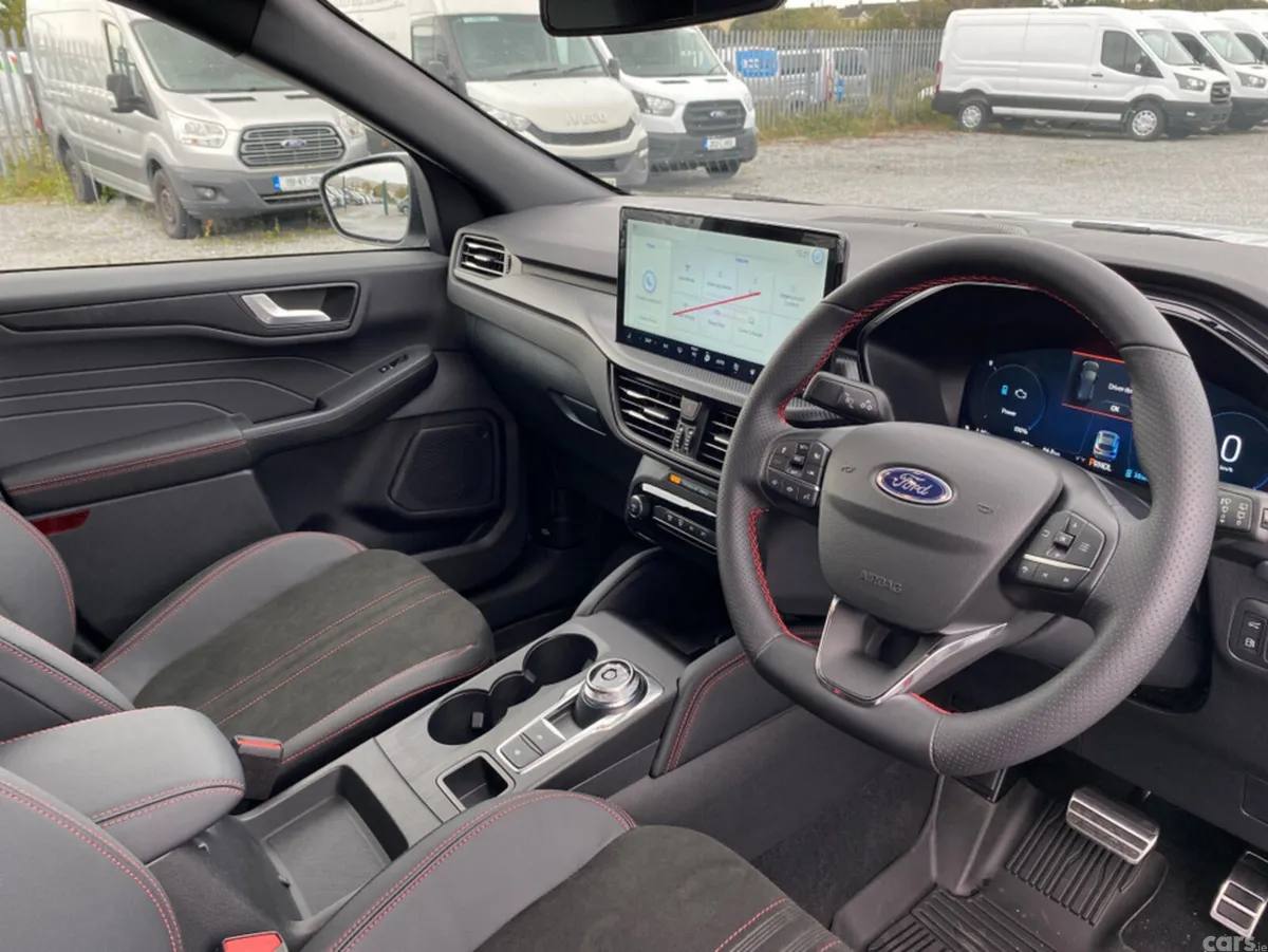 Ford Kuga SUV, Petrol Plug-in Hybrid, 2026, White