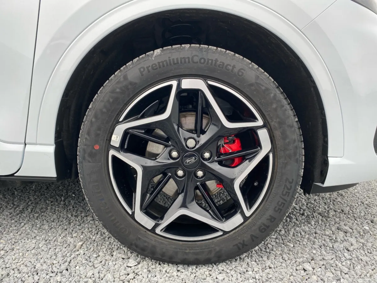 Ford Kuga SUV, Petrol Plug-in Hybrid, 2026, White