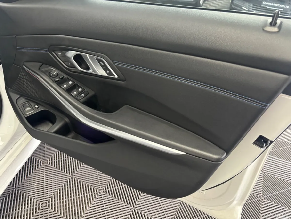 BMW 3-Series Saloon, Petrol Plug-in Hybrid, 2021, White