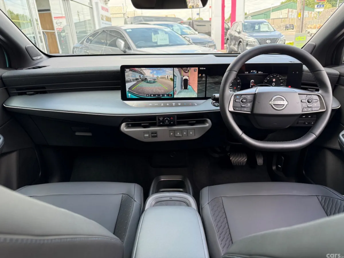 Nissan Leaf Hatchback, Electric, 2026, Blue
