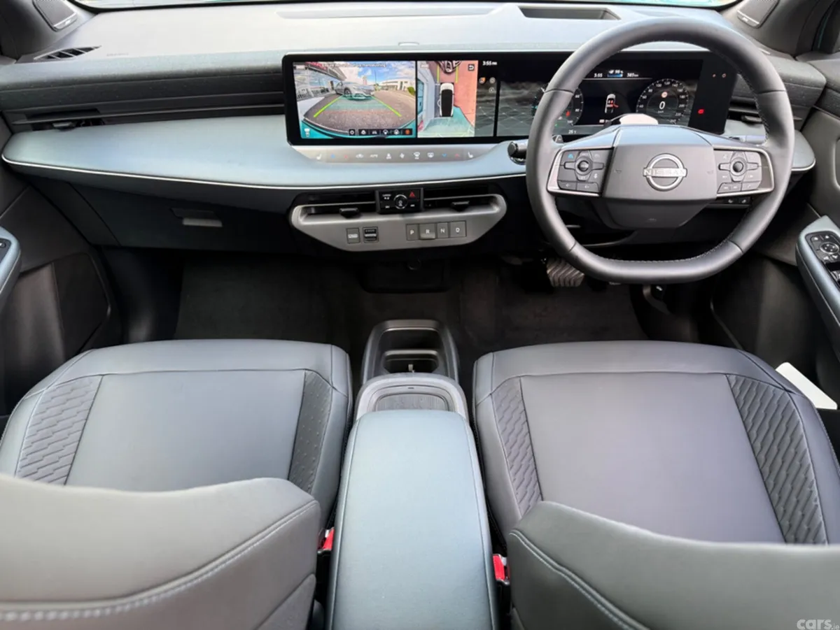 Nissan Leaf Hatchback, Electric, 2026, Blue