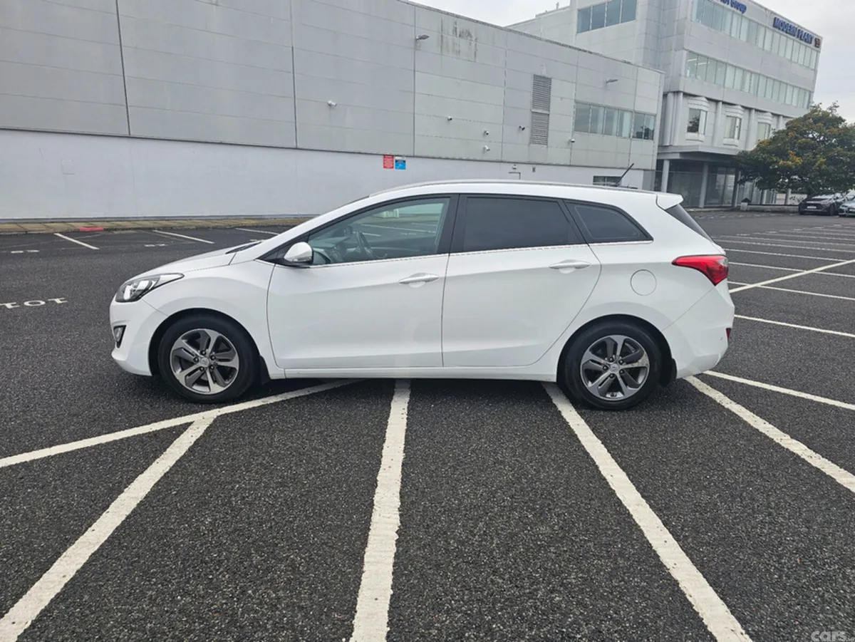 Hyundai i30 Estate, Diesel, 2017, White