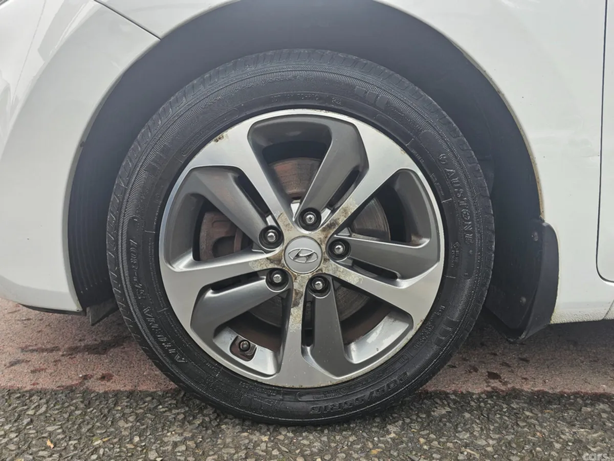 Hyundai i30 Estate, Diesel, 2017, White