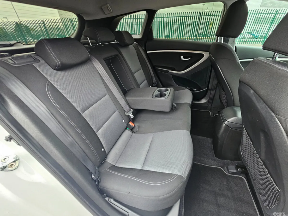 Hyundai i30 Estate, Diesel, 2017, White