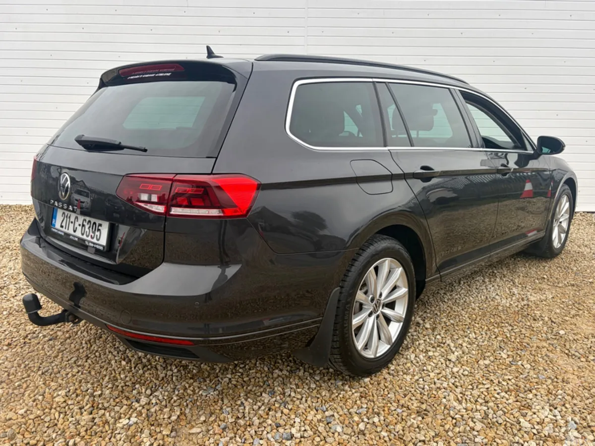 Volkswagen Passat Estate, Diesel, 2021, Grey