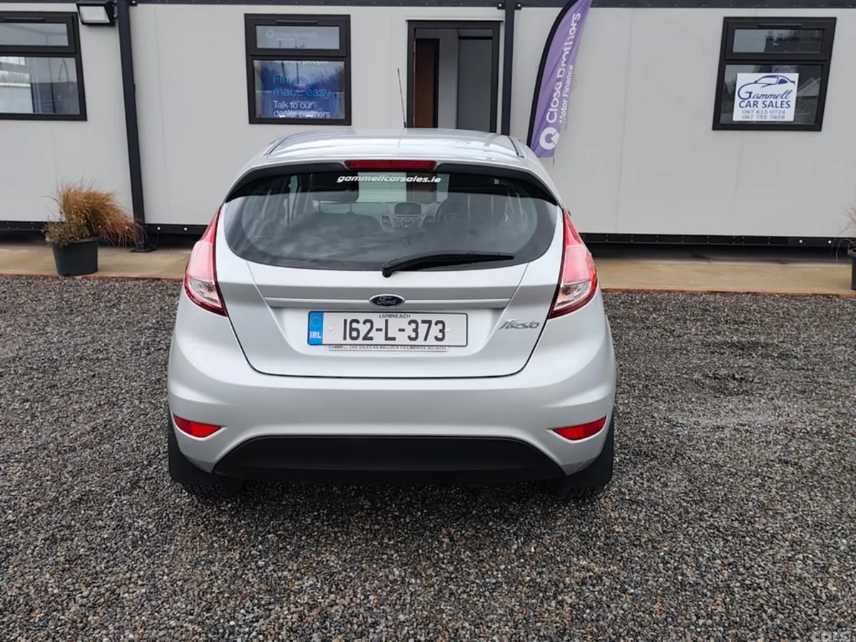 Ford Fiesta Hatchback, Petrol, 2016, Silver