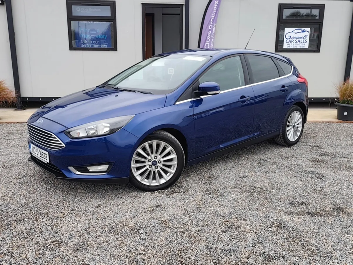 Ford Focus Hatchback, Diesel, 2017, Blue