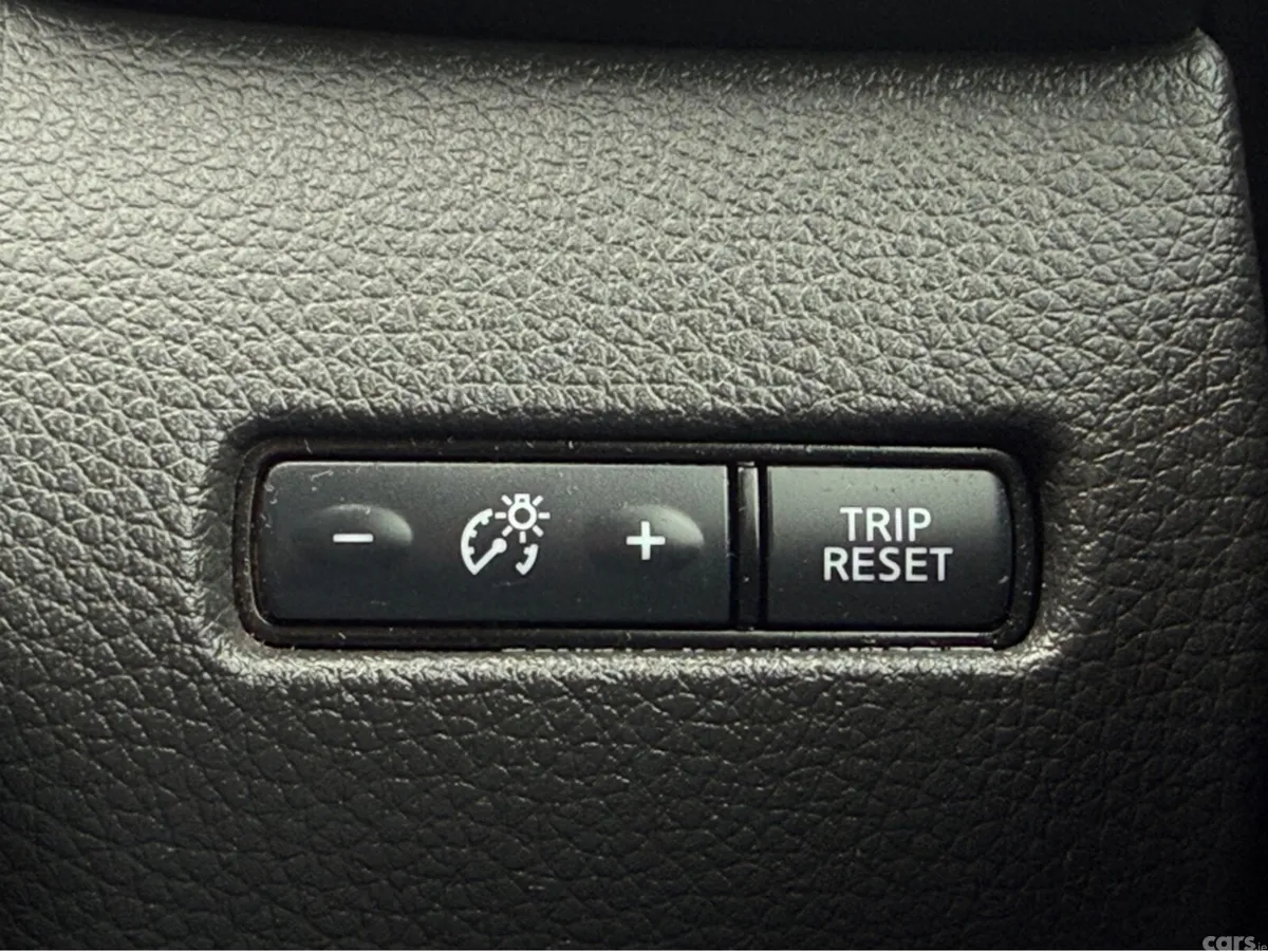 Nissan Qashqai MPV, Petrol, 2021, Grey