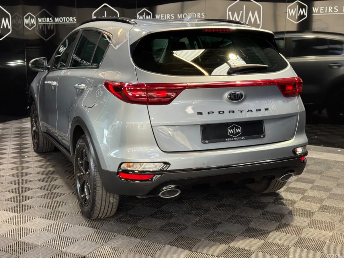 Kia Sportage MPV, Diesel, 2021, Grey