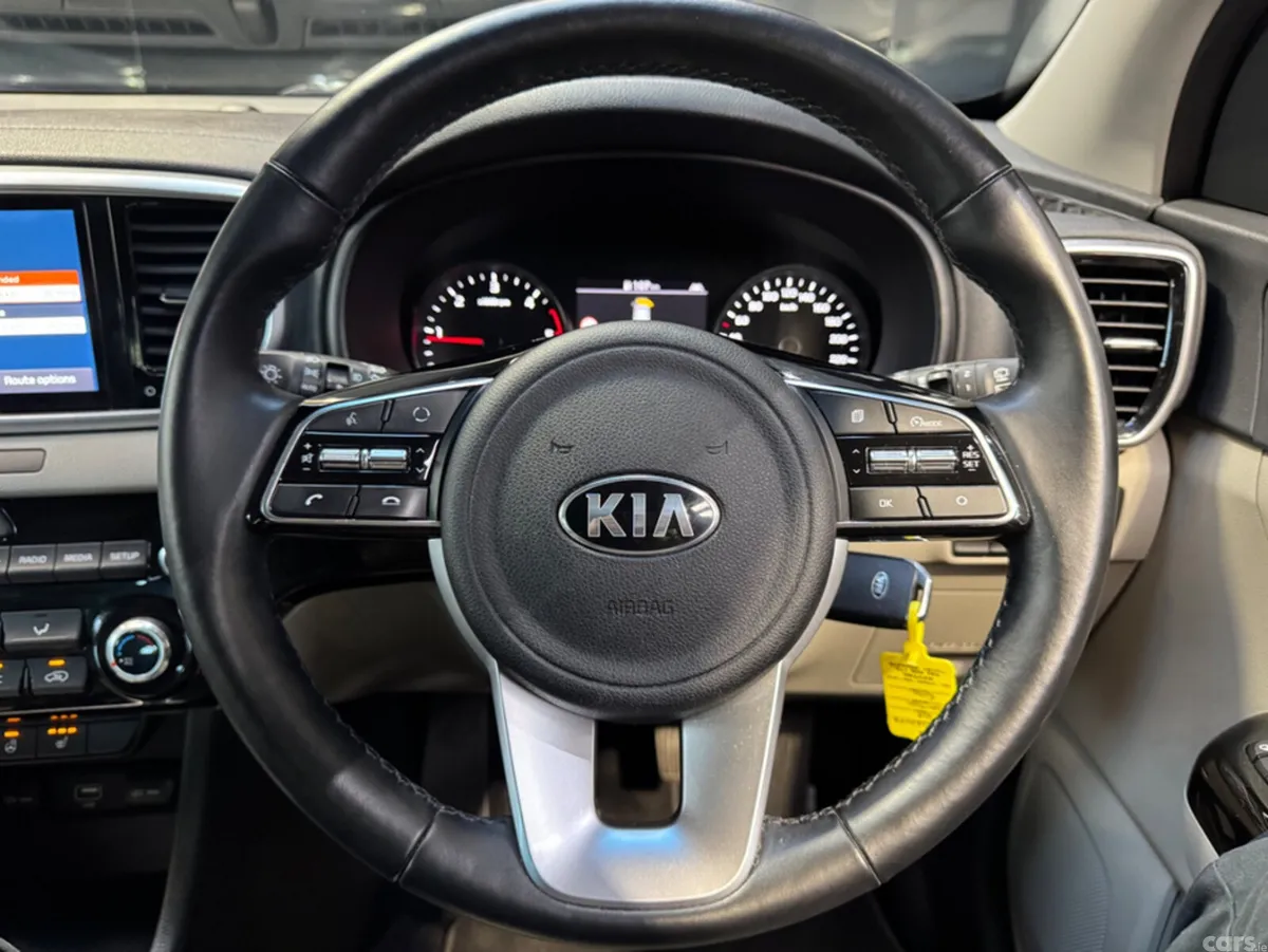 Kia Sportage MPV, Diesel, 2021, Grey