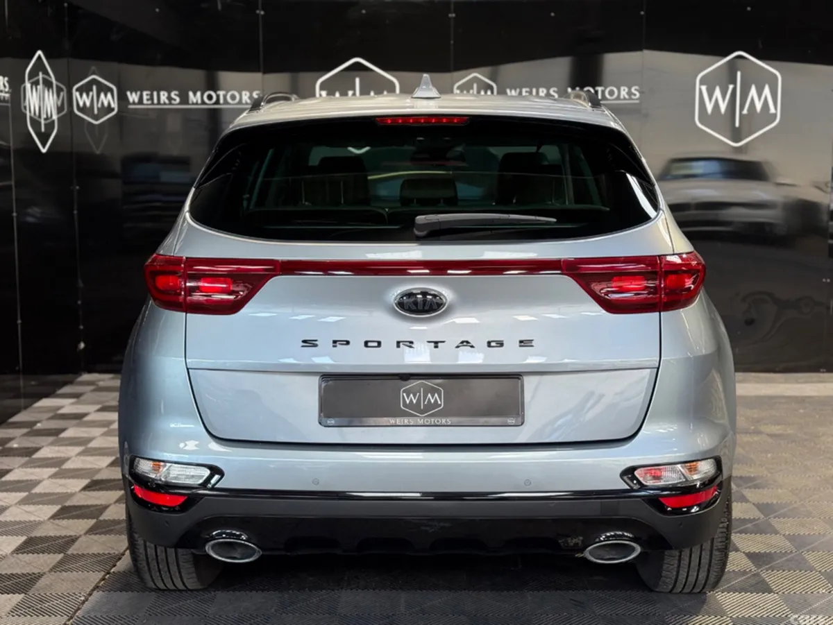 Kia Sportage MPV, Diesel, 2021, Grey