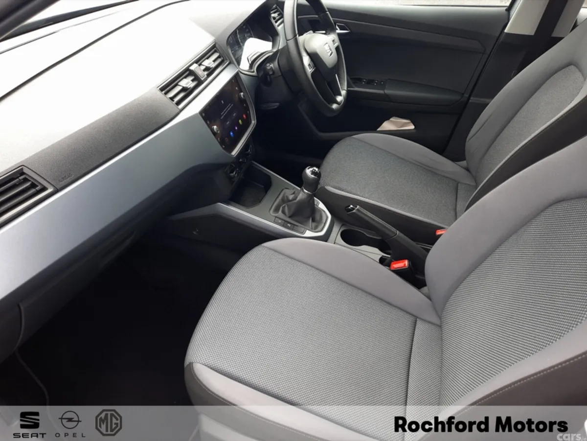 SEAT Arona Hatchback, Petrol, 2021, Grey