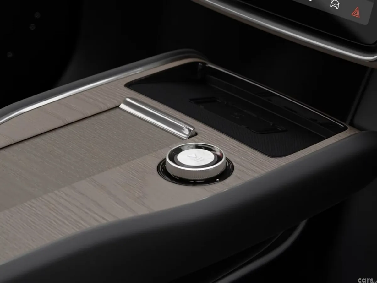 Volvo EX90 SUV, Electric, 2027, Green