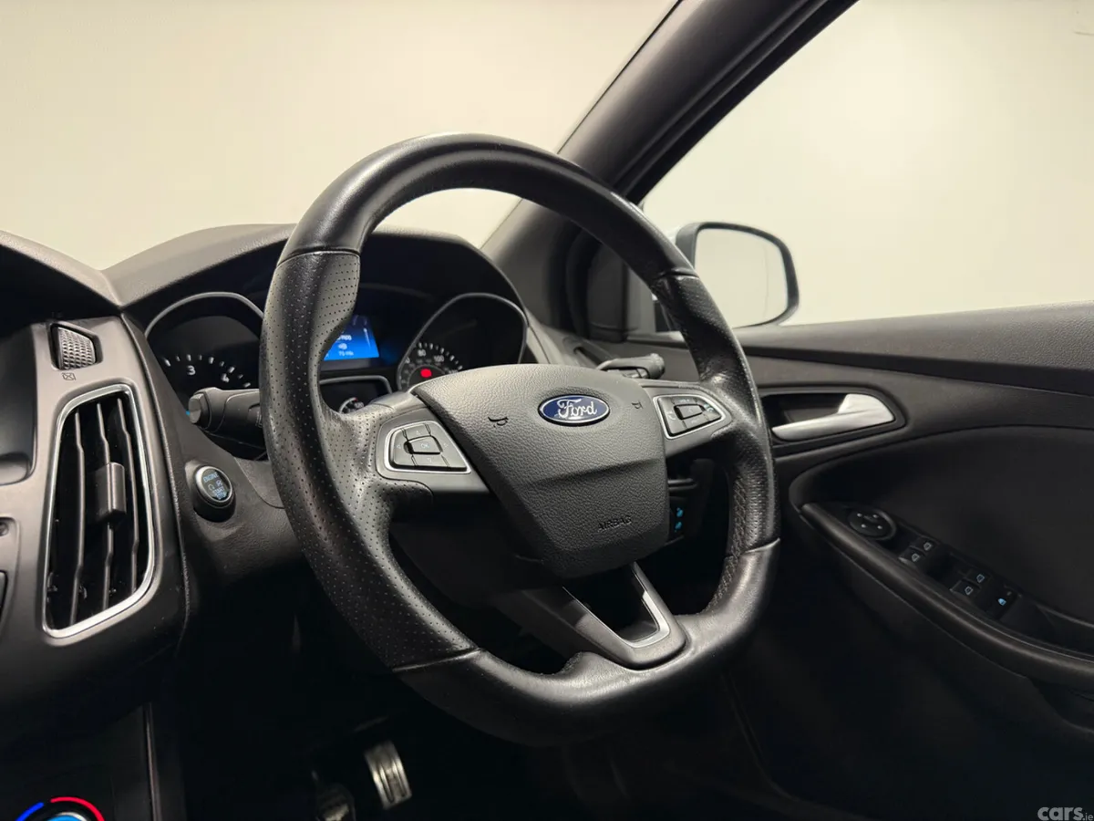 Ford Focus Hatchback, Diesel, 2017, White
