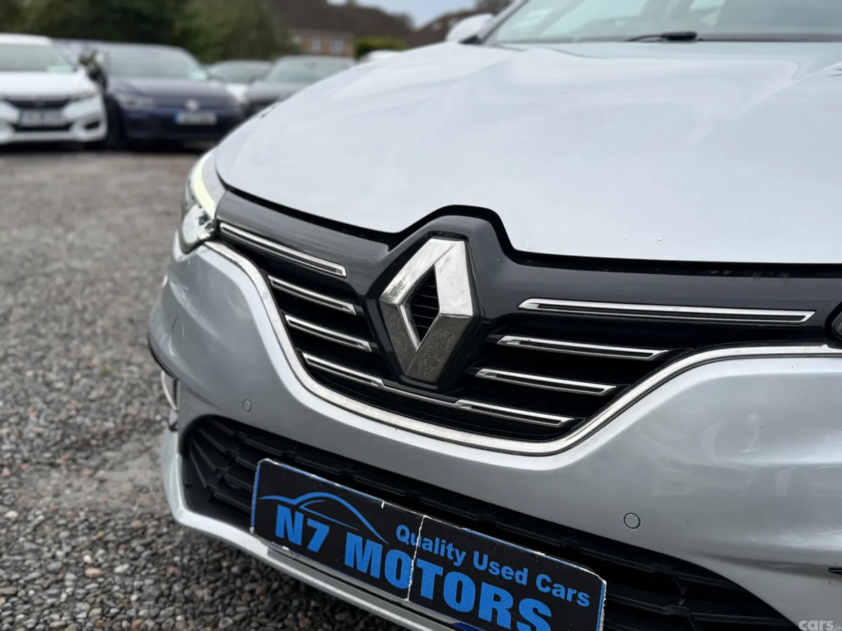 Renault Megane Hatchback, Petrol Plug-in Hybrid, 2021, Grey