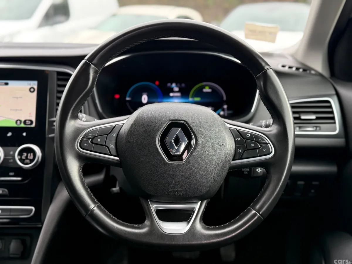 Renault Megane Hatchback, Petrol Plug-in Hybrid, 2021, Grey