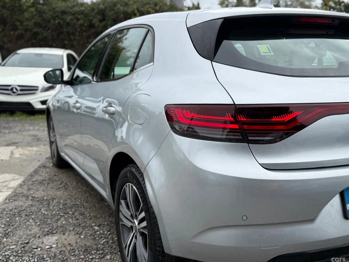 Renault Megane Hatchback, Petrol Plug-in Hybrid, 2021, Grey