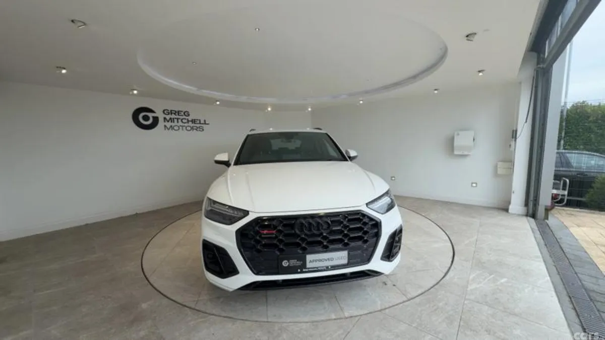 Audi Q5 SUV, Petrol Hybrid, 2023, White