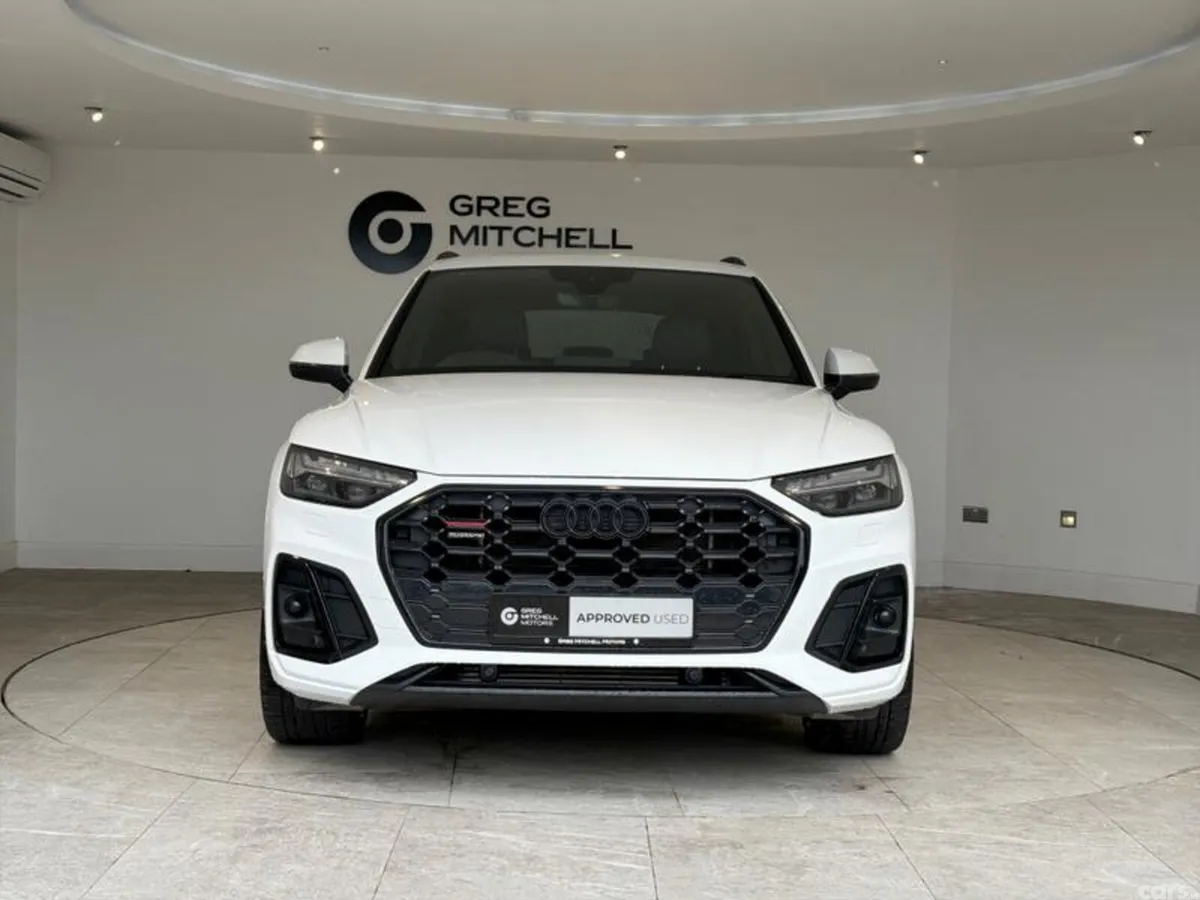 Audi Q5 SUV, Petrol Hybrid, 2023, White