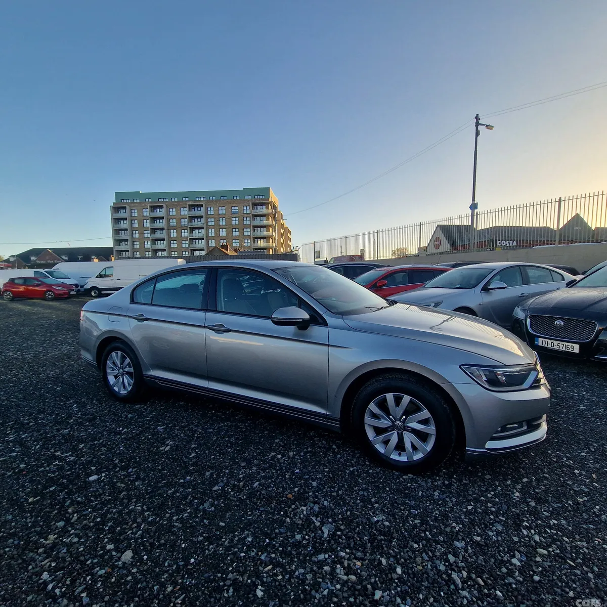 Volkswagen Passat Saloon, Diesel, 2017, Grey