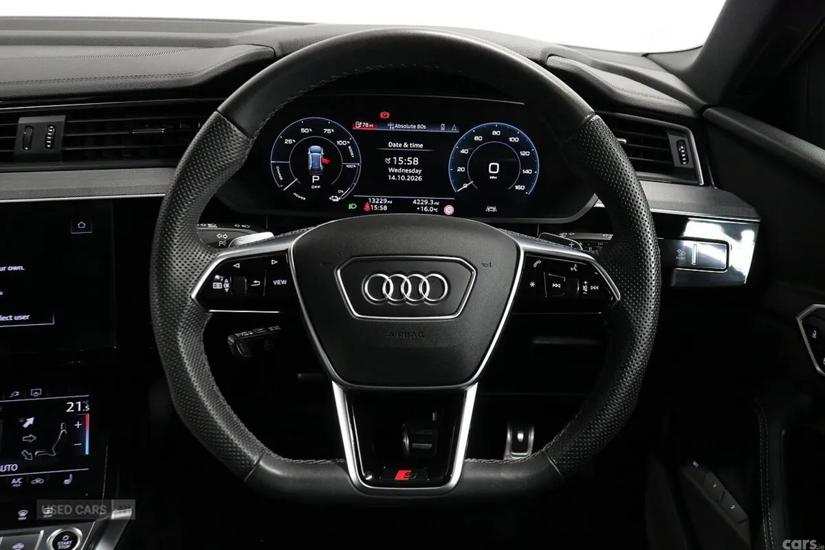 Audi Q8 SUV, Electric, 2024, Blue