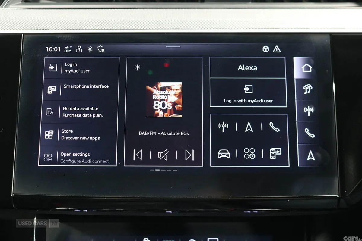Audi Q8 SUV, Electric, 2024, Blue