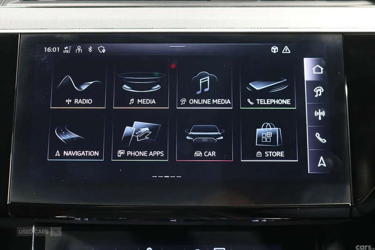 Audi Q8 SUV, Electric, 2024, Blue