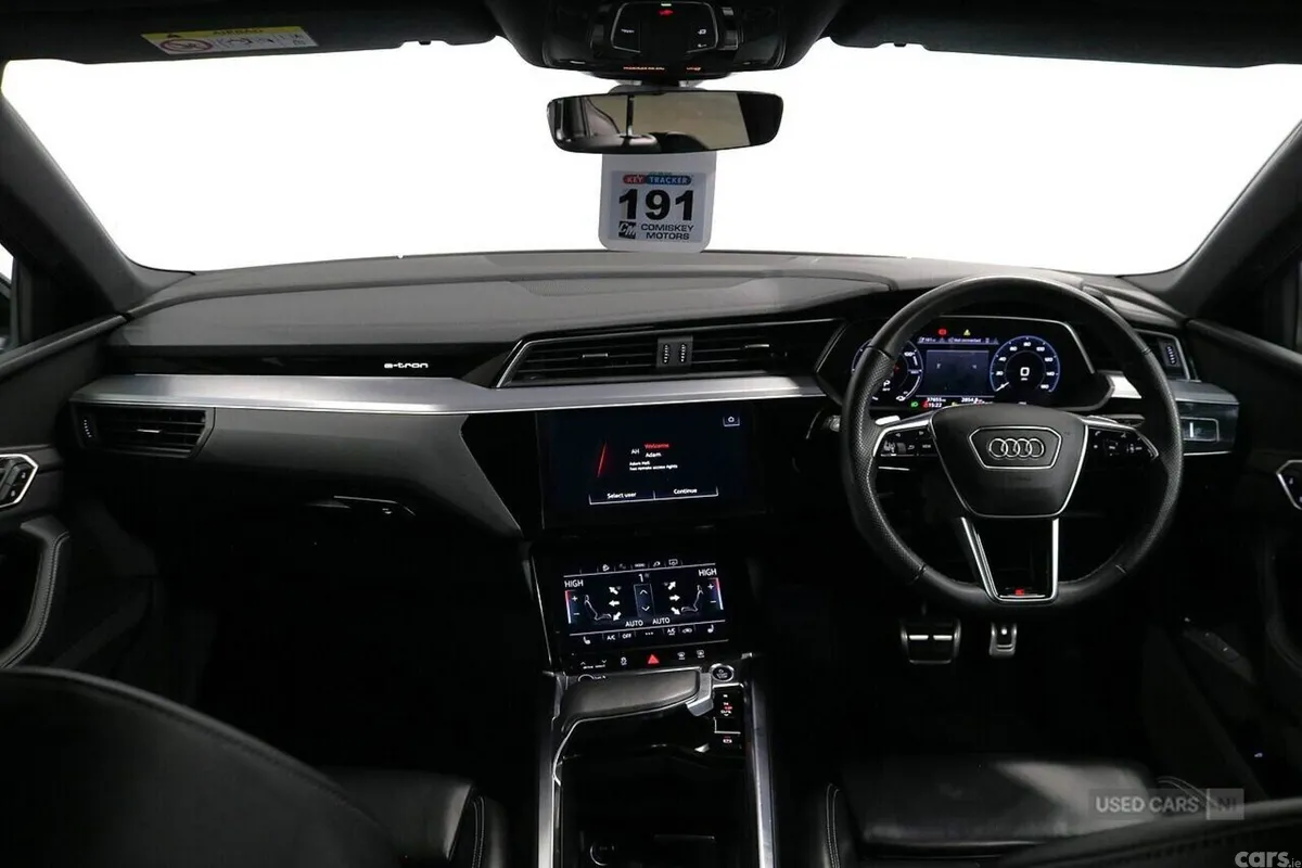 Audi Q8 SUV, Electric, 2023, Black