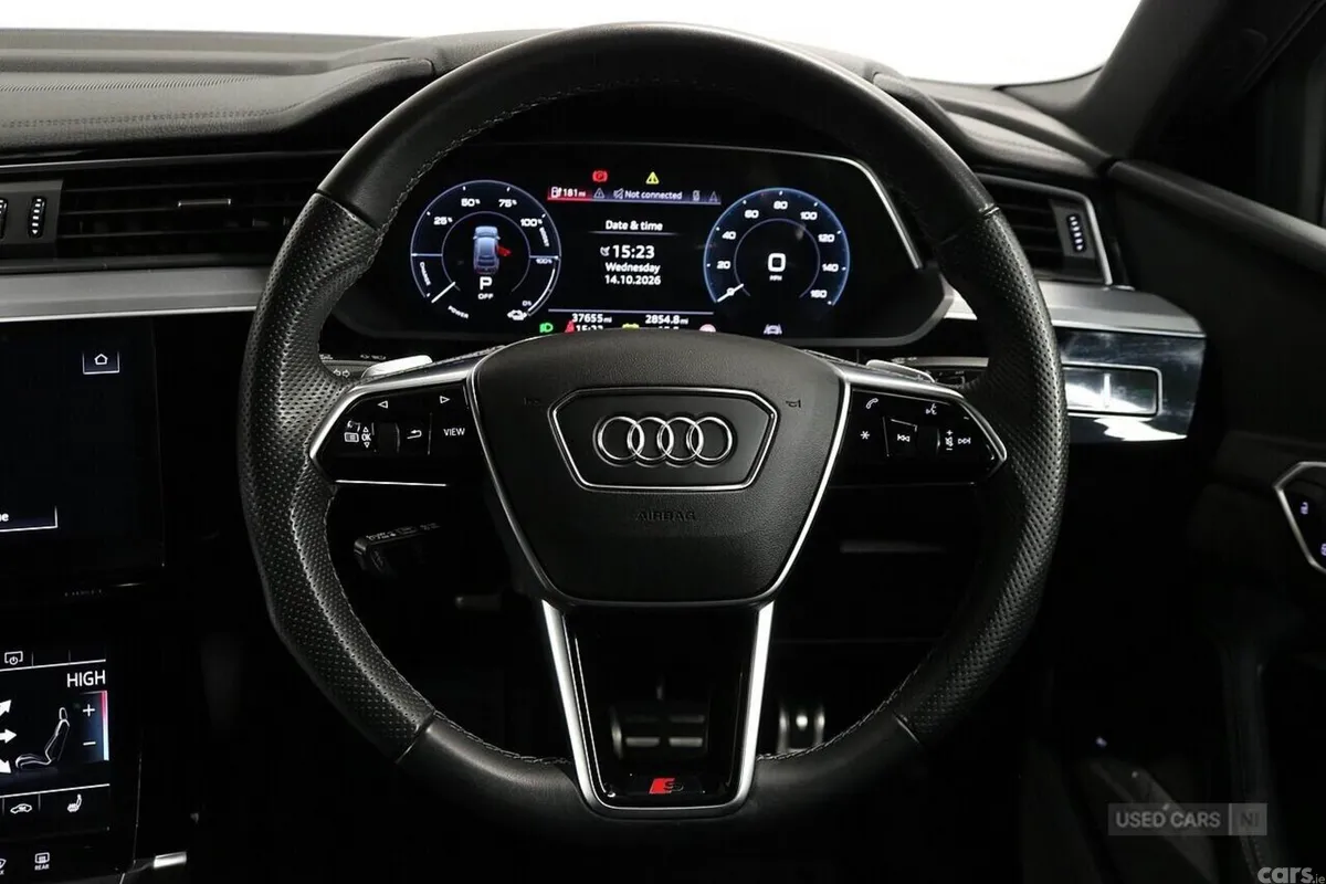 Audi Q8 SUV, Electric, 2023, Black