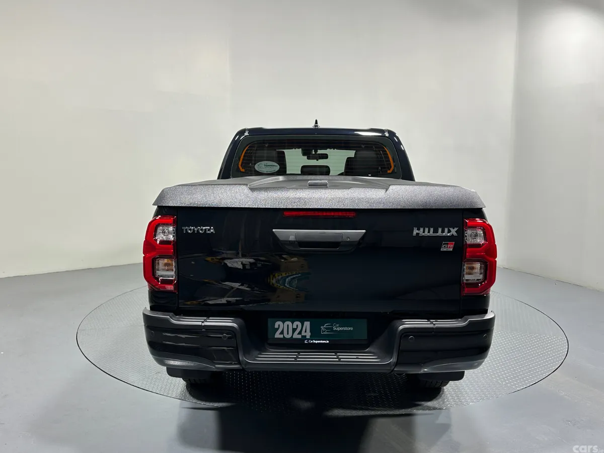 Toyota Hilux Pick Up, Diesel, 2024, Black
