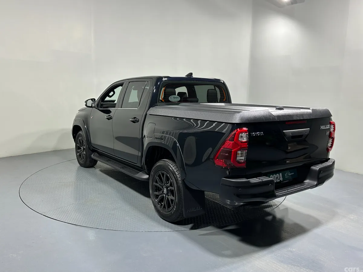 Toyota Hilux Pick Up, Diesel, 2024, Black