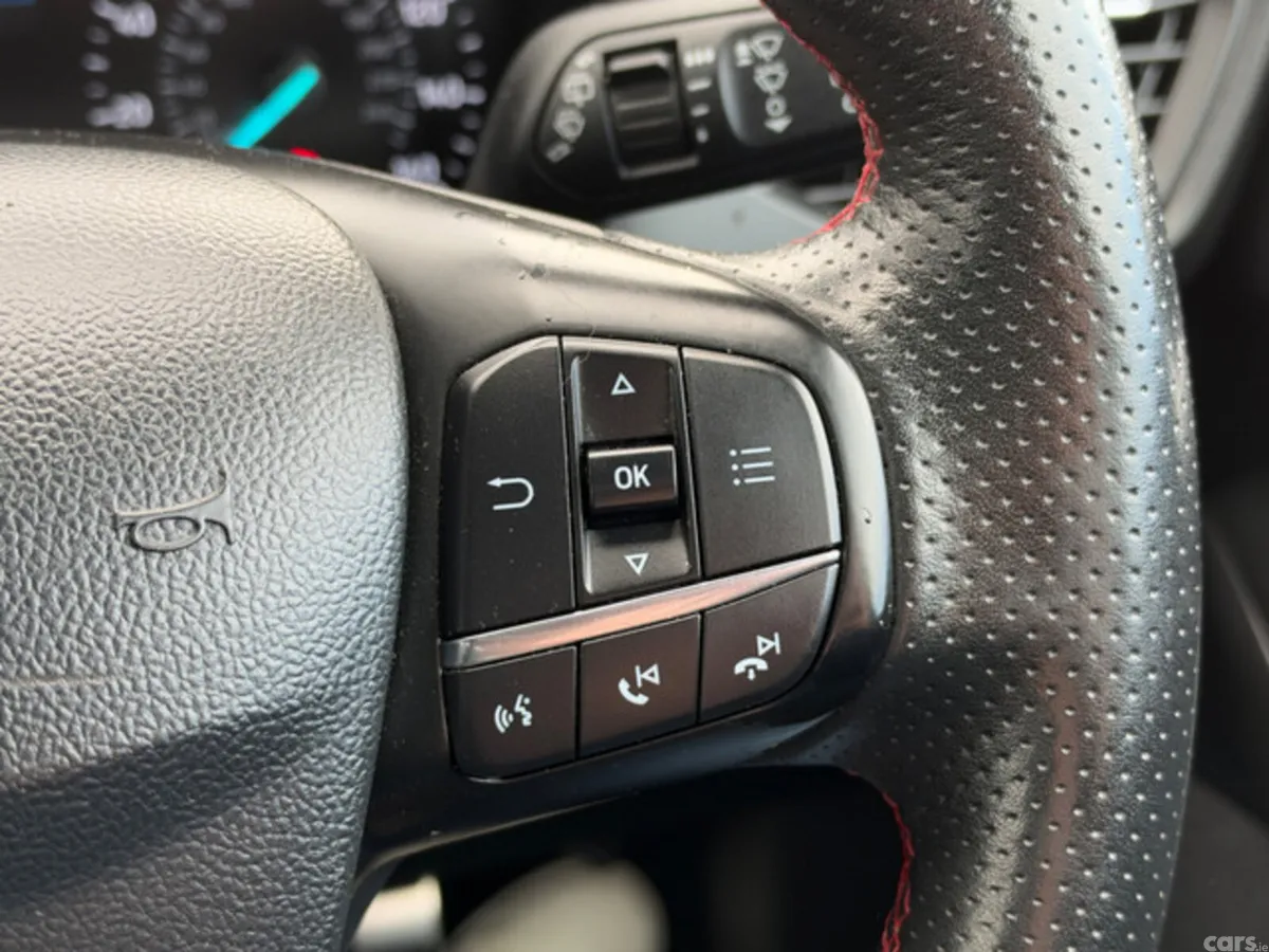 Ford Focus Hatchback, Diesel, 2019, Black