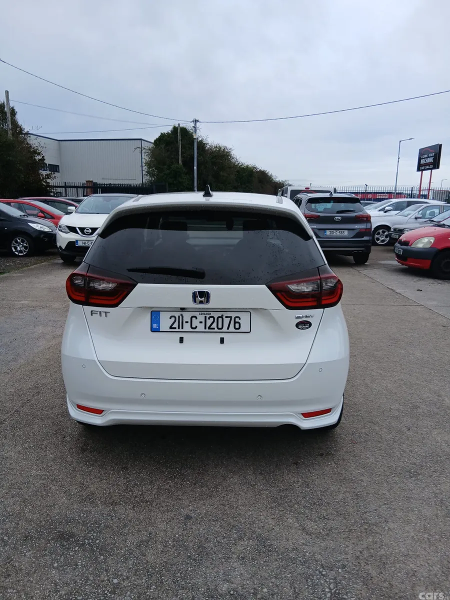 Honda Fit Hatchback, Petrol Hybrid, 2021, White