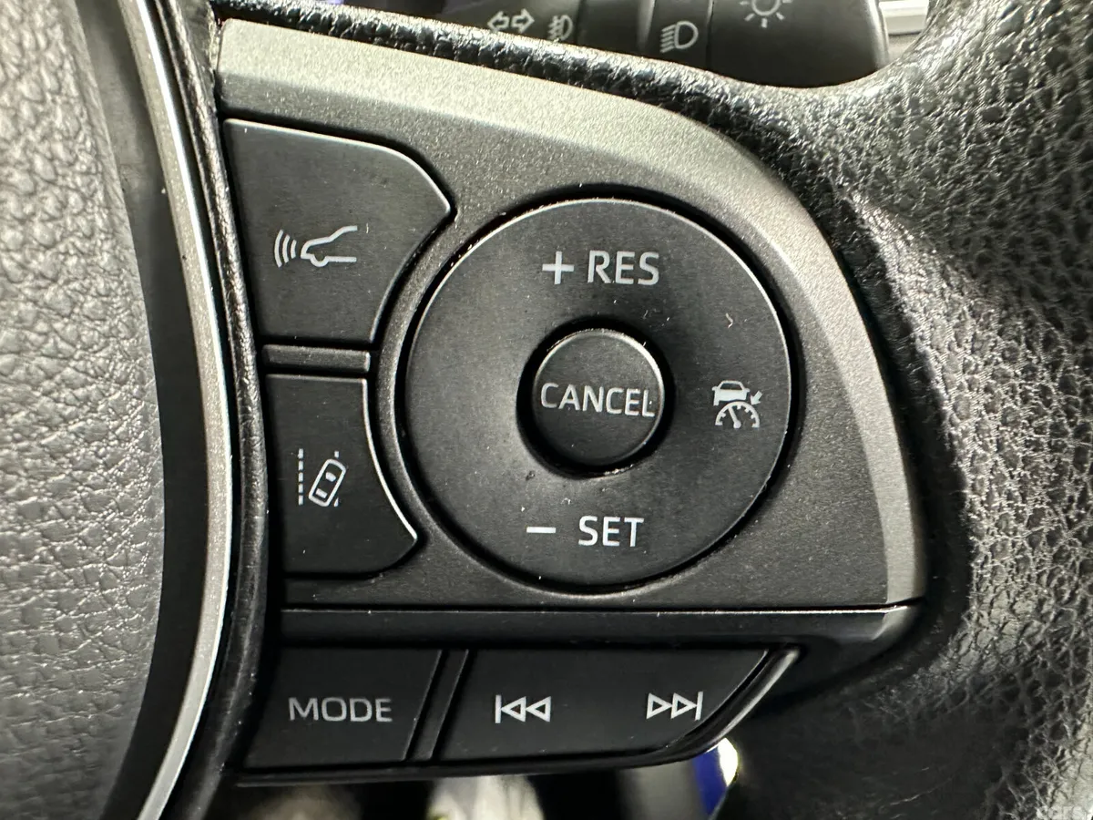 Toyota Corolla Estate, Petrol Hybrid, 2021, Blue