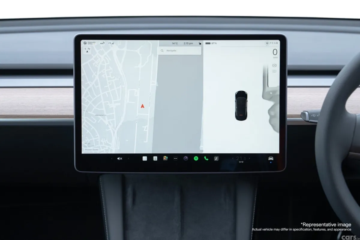 Tesla Model Y Hatchback, Electric, 2023, Black