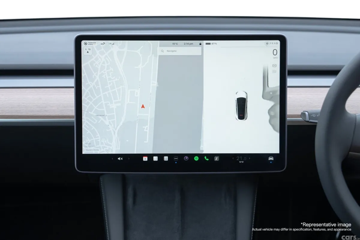 Tesla Model Y MPV, Electric, 2023, White