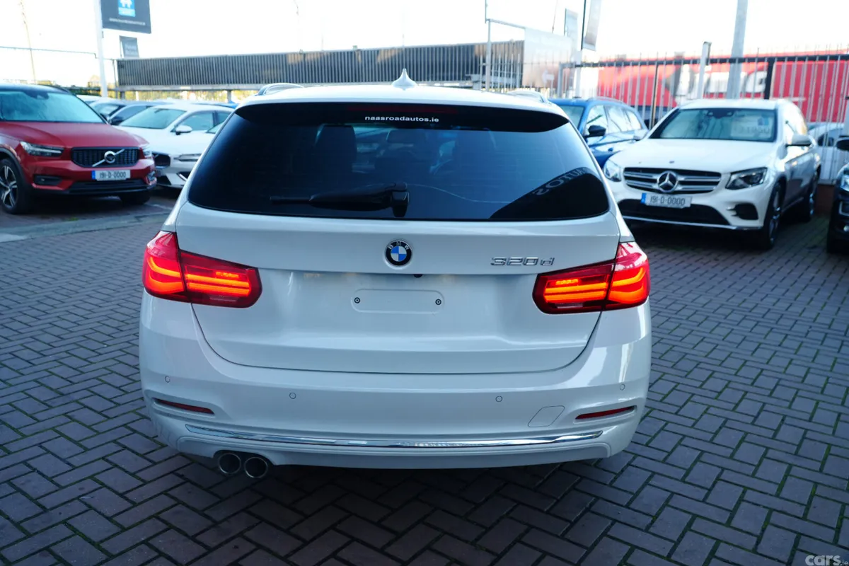 BMW 3-Series Estate, Diesel, 2018, White