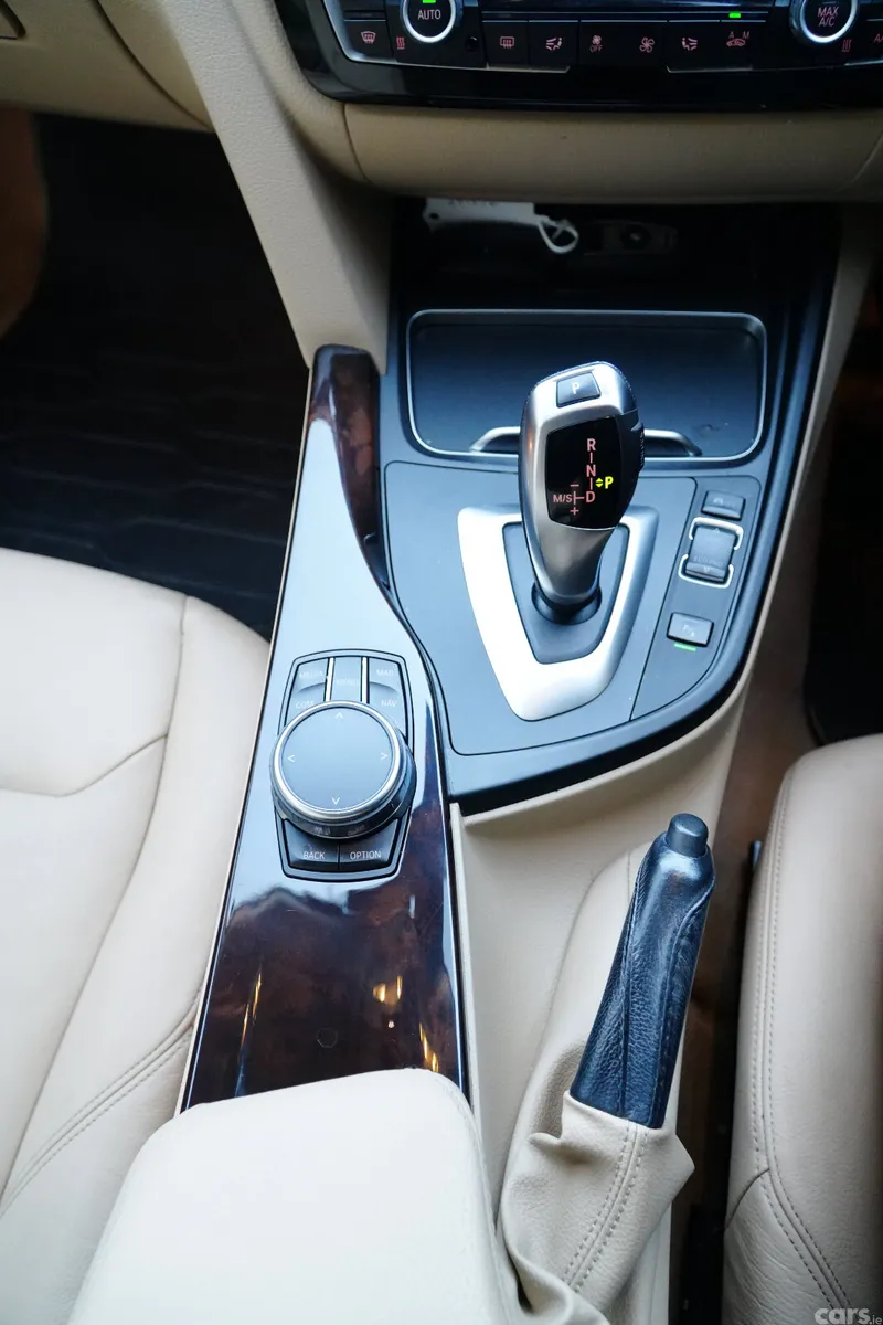 BMW 3-Series Estate, Diesel, 2018, White