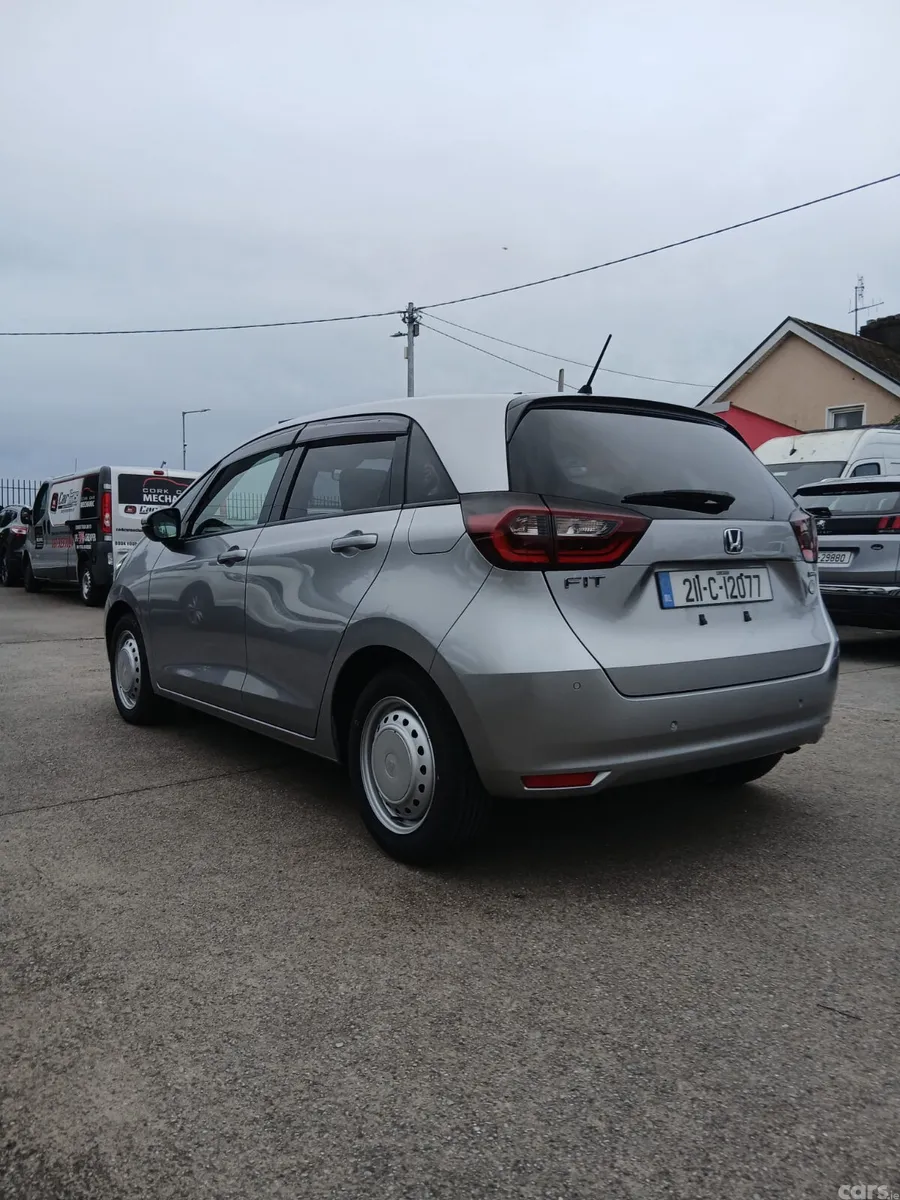 Honda Fit Hatchback, Petrol Hybrid, 2021, Silver
