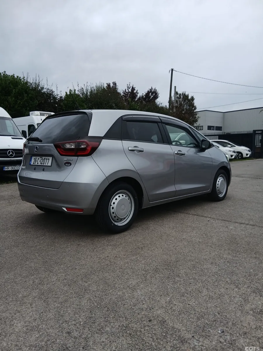Honda Fit Hatchback, Petrol Hybrid, 2021, Silver