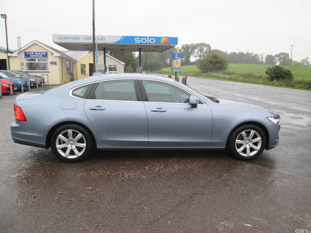 Volvo S90 Saloon, Diesel, 2017, Blue