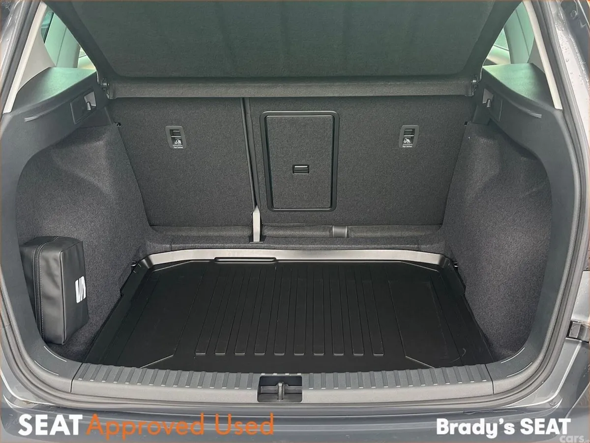 SEAT Ateca SUV, Petrol, 2026, Grey